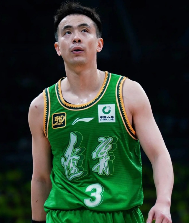 AG体育-赵继伟首秀24+7献制胜罚球！辽宁险胜新疆 莫兰德6+14威尔斯14分