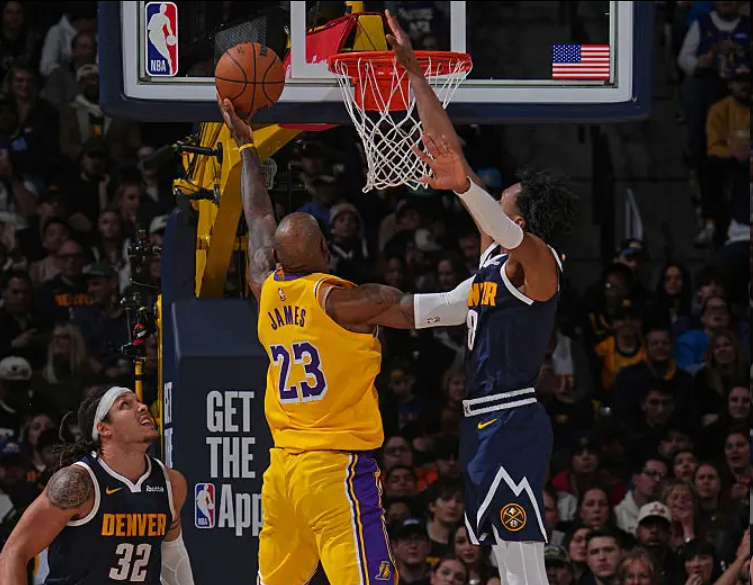 AG体育官方入口-湖人实现16分大逆转！掘金末节9分钟仅8分 下半场仅36分崩盘